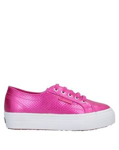 Низкие кеды и кроссовки Superga