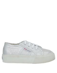 Низкие кеды и кроссовки Superga