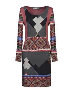 Короткое платье Desigual