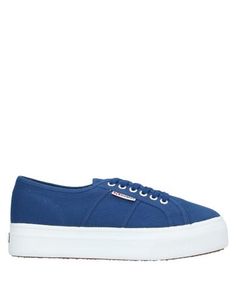Низкие кеды и кроссовки Superga