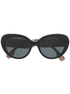 Burberry Eyewear солнцезащитные очки в оправе кошачий глаз