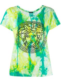 Versace футболка с принтом тай-дай и декором Medusa
