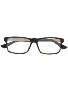 Gucci Eyewear очки GG0692O в прямоугольной оправе