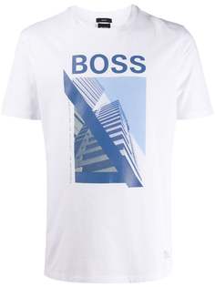 BOSS футболка с графичным принтом