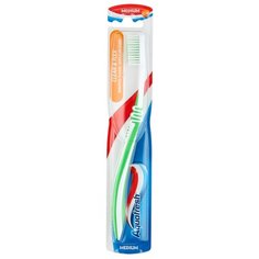 Зубная щетка Aquafresh Clean & Flex, зеленый