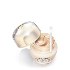 Тональное средство с эффектом сияния Solution LX I40 Shiseido