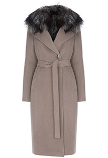 Утепленное пальто с отделкой мехом чернобурки Pompa