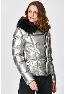 Утепленная кожаная куртка с отделкой мехом енота La Reine Blanche