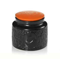 Ароматическая свеча Yankee candle средняя Сладкое обольщение 198 г