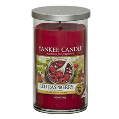 Ароматическая свеча Yankee candle средняя Красная малина 340 г
