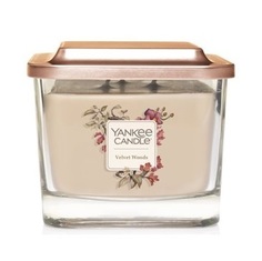 Свеча ароматическая Yankee Candle Elevation Бархатный лес