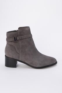 Ботинки женские Clarks 26137934 серые 39 RU