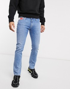 Узкие джинсы Tommy Jeans-Синий