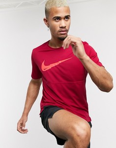 Красная футболка с логотипом-галочкой Nike Running-Красный