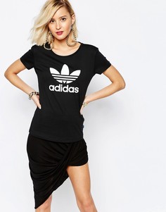 Приталенная футболка с трилистником adidas Originals-Черный