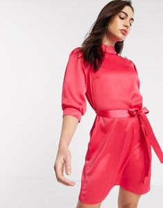 Розовое атласное платье с пуговицами на плече и поясом River Island-Розовый