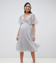 Платье миди с рукавами клеш, плиссированной юбкой и вышивкой ASOS DESIGN Maternity-Мульти
