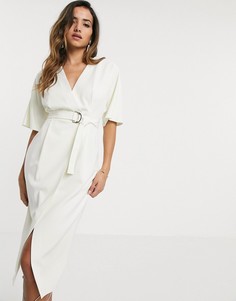 Платье миди цвета слоновой кости с запахом и поясом ASOS DESIGN-Белый