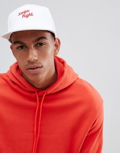 Белая бейсболка с вышивкой "Swipe Right" ASOS DESIGN-Белый