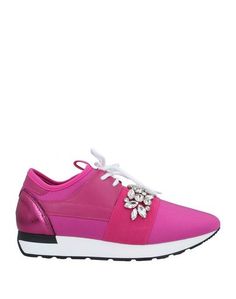 Низкие кеды и кроссовки Pollini