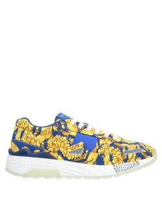 Низкие кеды и кроссовки Versace