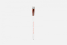 Кисть косметическая для нанесения теней Essence