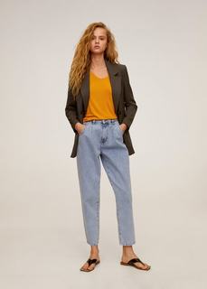Футболка с V-образной горловиной - Neckover Mango