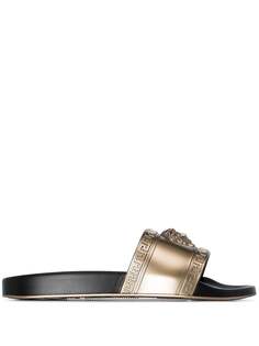 Versace шлепанцы с тиснением Medusa