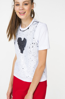 Футболка женская Fashion.Love.Story. 18PS2006 белая 44 RU