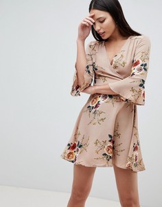 Свободное платье с цветочным принтом и оборками на рукавах AX Paris-Бежевый