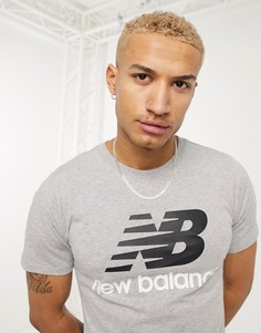 Серая футболка с логотипом New Balance-Серый