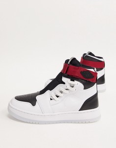 Белые кроссовки с черными вставками Nike Air Jordan 1 Nova-Белый