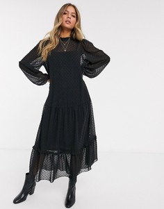 Черное ярусное платье макси из ткани добби с высоким воротником ASOS DESIGN-Черный
