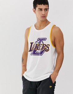 Белая майка с большим логотипом "LA Lakers" New Era NBA-Белый