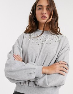 Серый трикотажный топ с искусственным жемчугом Bershka