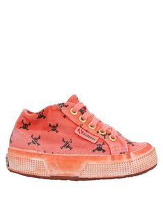 Низкие кеды и кроссовки Superga