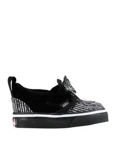 Низкие кеды и кроссовки Vans