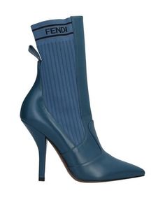 Полусапоги и высокие ботинки Fendi