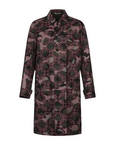 Легкое пальто Valentino
