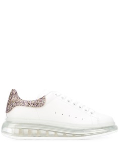 Alexander McQueen кроссовки на массивной подошве