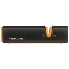 Механическая точилка FISKARS Xsharp черный