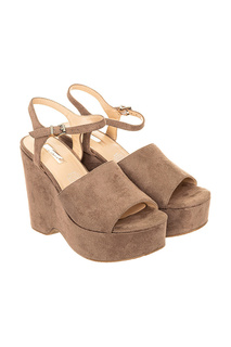 platform sandals Guess