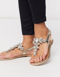 Золотистые сандалии с отделкой камнями River Island-Белый