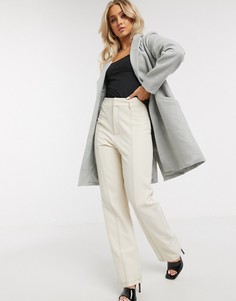 Серое однобортное пальто In The Style-Серый