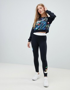 Черные леггинсы с цветочным принтом и логотипом Nike-Черный