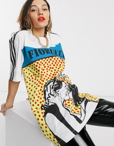 Белое платье-футболка с тремя полосками adidas Originals x Fiorucci-Белый