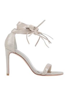 Сандалии Stuart Weitzman