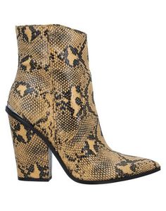 Полусапоги и высокие ботинки Steve Madden