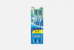 Зубная щетка средней жесткости 1+1 шт Oral B
