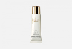 Защитный крем с тонирующим эффектом SPF 50 CLE DE Peau Beaute